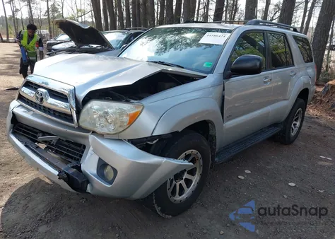 2006 Toyota 4Runner Sr5 V6 z USA, uszkodzony, nr VIN JTEZU14R060073092